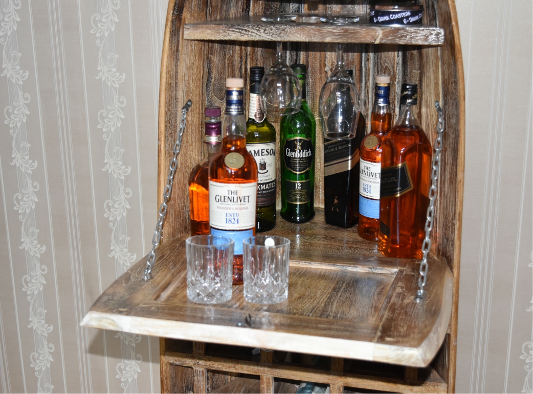 Captain Cook S Wine Liquor Cabinet Home Bars Furniture Decor